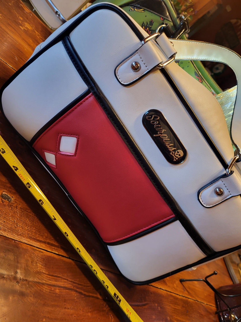 Sourpuss Harley Quinn Mod Style Bowling Shoulder Bag.